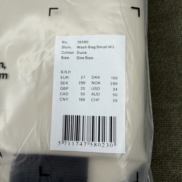 PRICE FIRM Rains Wash Bag Small Toiletry Bag Waterproof Dune NEW w/Tags MSRP $34 - Picture 10 of 16